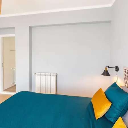 Modern 5 Mins Walking To The Santuary Lägenhet Fátima